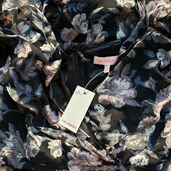 Nasty Gal Floral Off the Shoulder Maxi Dress - Picture 7 of 8